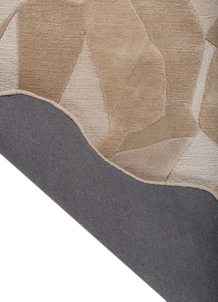 aprezo ivory wool and viscose hand tufted Rug - Backing Shot aprezo ivory wool and viscose hand tufted Rug - Backing Shot