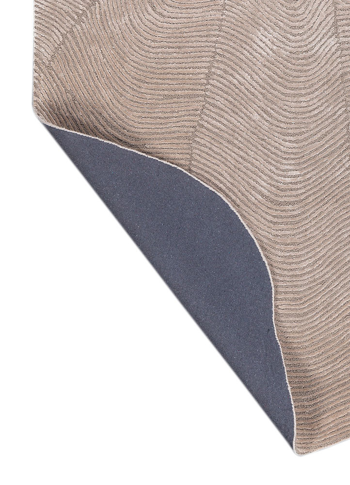 pathways green wool and viscose hand tufted Rug - Backing Shot pathways green wool and viscose hand tufted Rug - Backing Shot