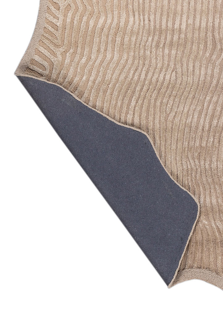 aprezo beige and brown wool and viscose hand tufted Rug - Backing Shot aprezo beige and brown wool and viscose hand tufted Rug - Backing Shot
