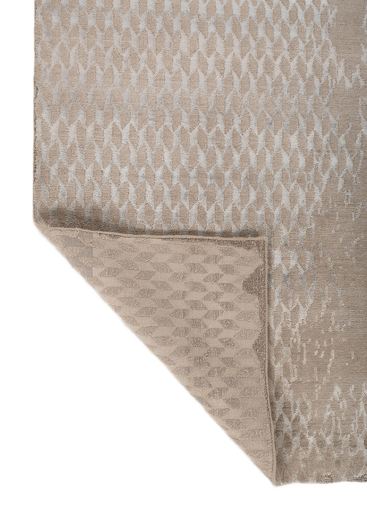edge and essence ivory wool and bamboo silk hand knotted Rug - Backing Shot edge and essence ivory wool and bamboo silk hand knotted Rug - Backing Shot