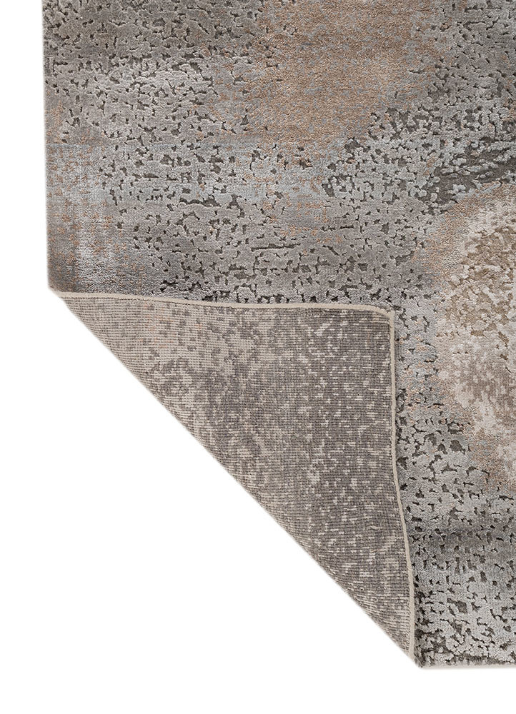 aprezo ivory wool and bamboo silk hand knotted Rug - Backing Shot