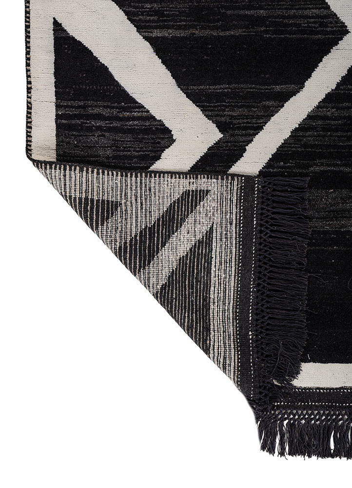 zuri ivory wool hand knotted Rug - Backing Shot