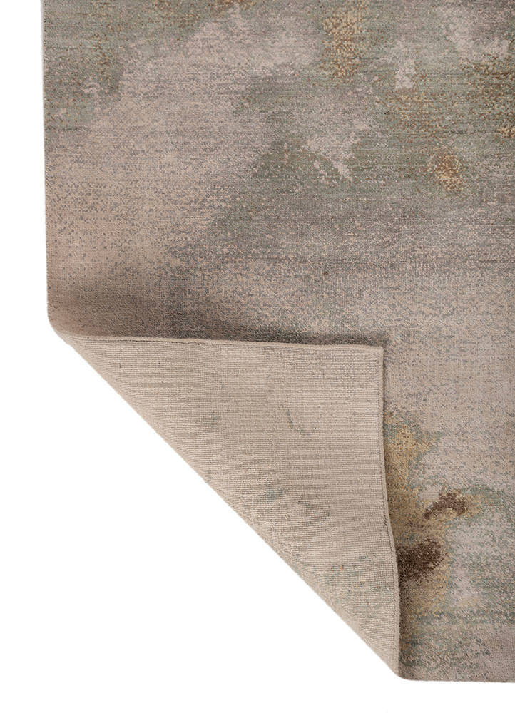 aprezo ivory wool and silk hand knotted Rug - Backing Shot