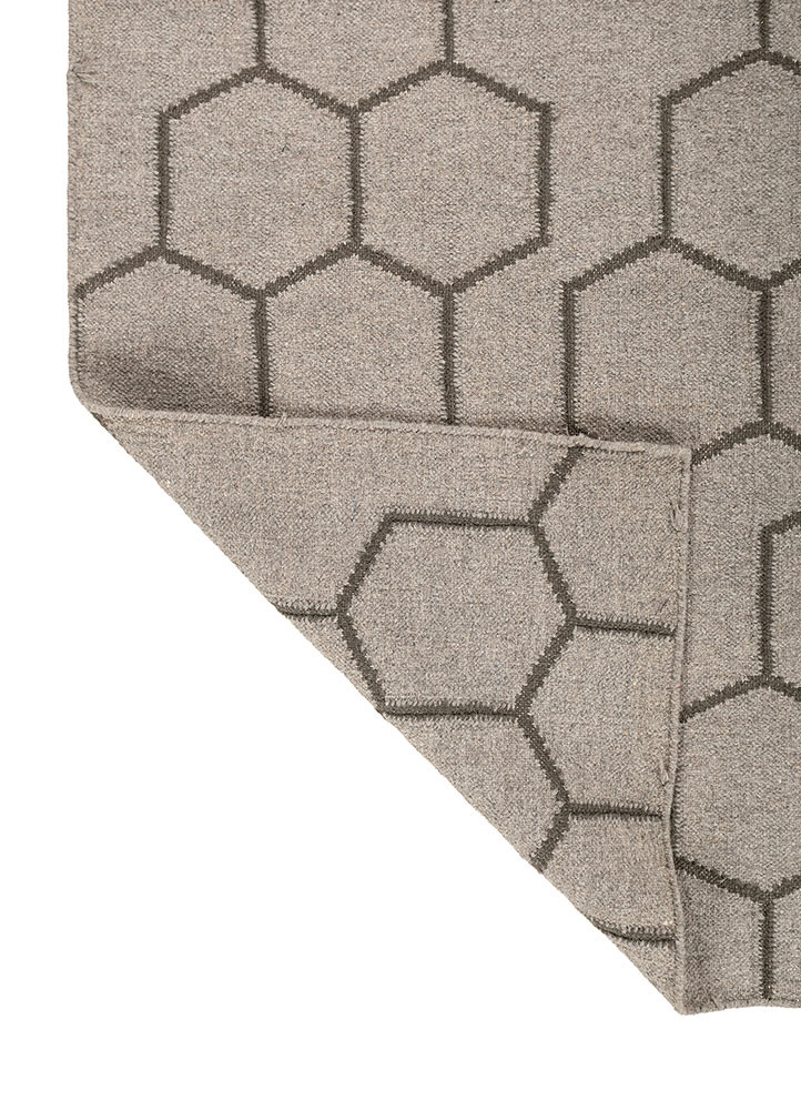 indusbar grey and black wool flat weaves Rug - Backing Shot indusbar grey and black wool flat weaves Rug - Backing Shot