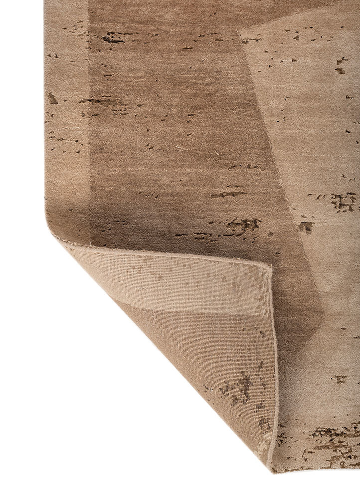 unfold by kavi ivory wool and silk hand knotted Rug - Backing Shot