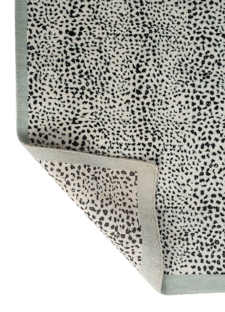 gilded age ivory wool hand knotted Rug - Backing Shot