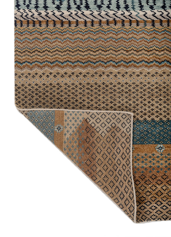 savana beige and brown wool hand knotted Rug - Backing Shot