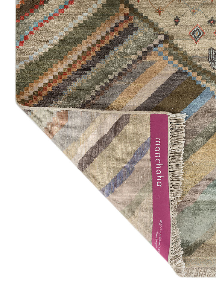 manchaha grey and black wool and bamboo silk hand knotted Rug - Backing Shot