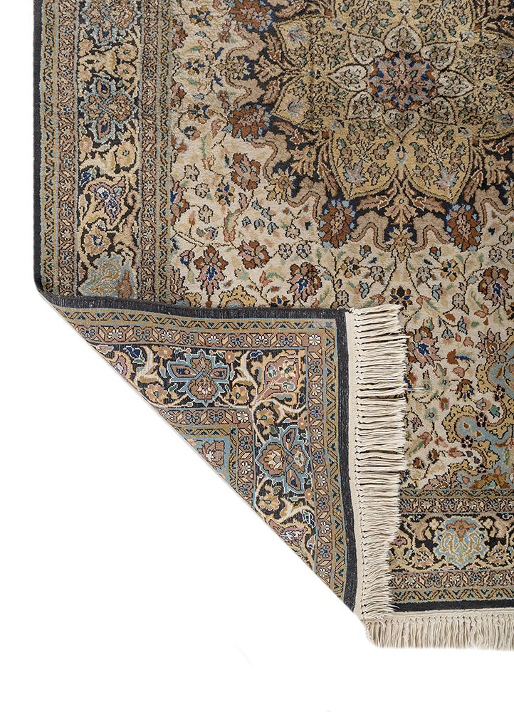 gulmarg green silk hand knotted Rug - Backing Shot