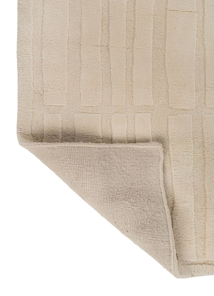 zuri ivory wool hand knotted Rug - Backing Shot zuri ivory wool hand knotted Rug - Backing Shot