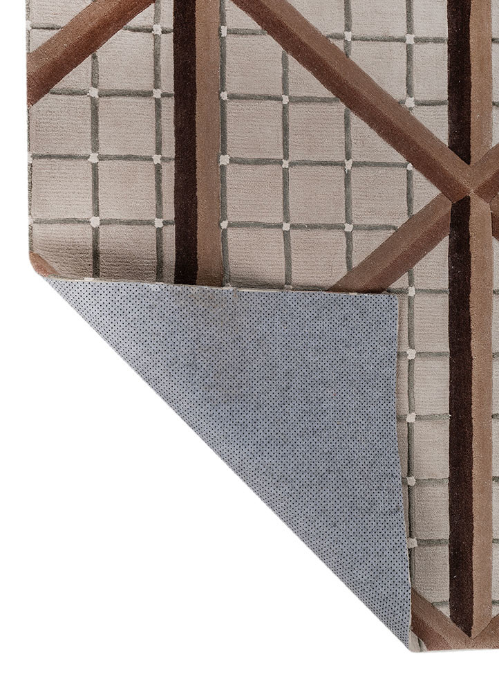 faces ivory wool and viscose hand tufted Rug - Backing Shot