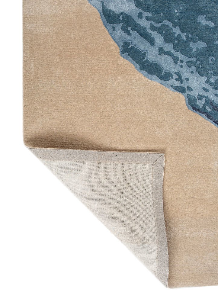 aprezo ivory wool and bamboo silk hand tufted Rug - Backing Shot