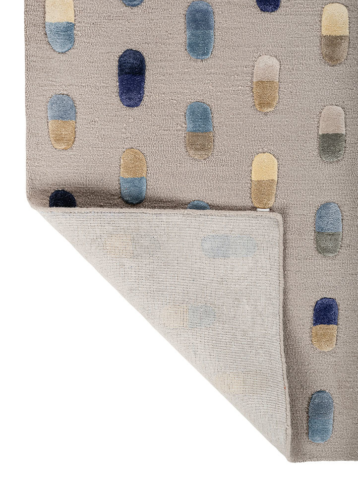 placebo grey and black wool and viscose hand tufted Rug - Backing Shot placebo grey and black wool and viscose hand tufted Rug - Backing Shot