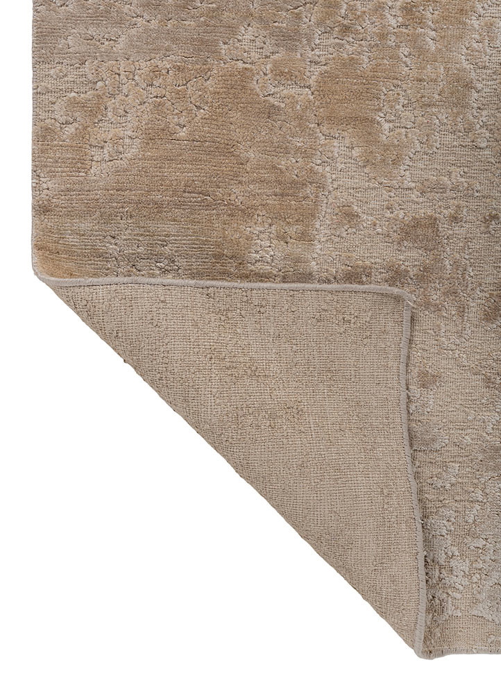 aprezo ivory silk hand knotted Rug - Backing Shot