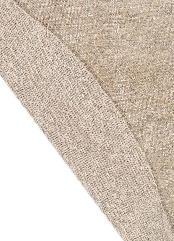 erbe ivory wool hand knotted Rug - Backing Shot erbe ivory wool hand knotted Rug - Backing Shot