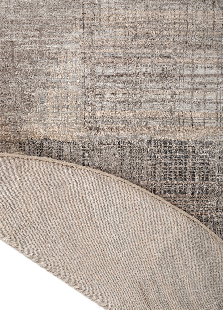 unstring by kavi ivory wool and bamboo silk hand knotted Rug - Backing Shot