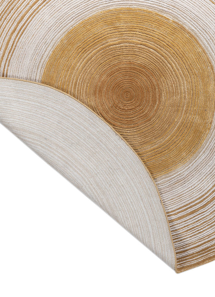 come around gold wool and viscose hand tufted Rug - Backing Shot