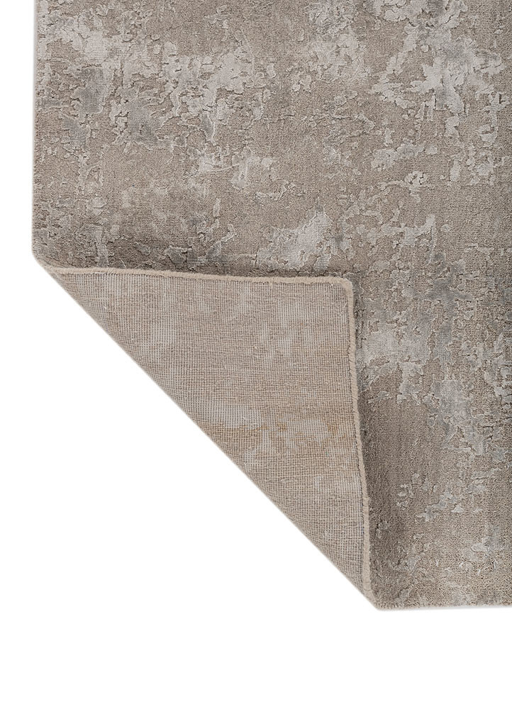 erbe grey and black wool and bamboo silk hand knotted Rug - Backing Shot