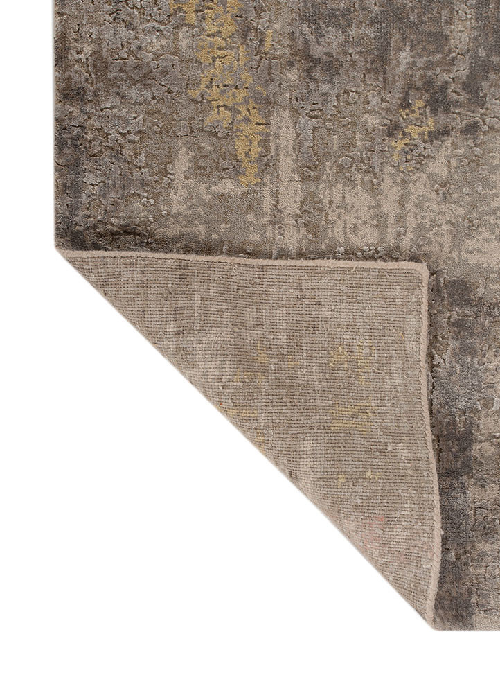 uvenuti ivory wool and bamboo silk hand knotted Rug - Backing Shot