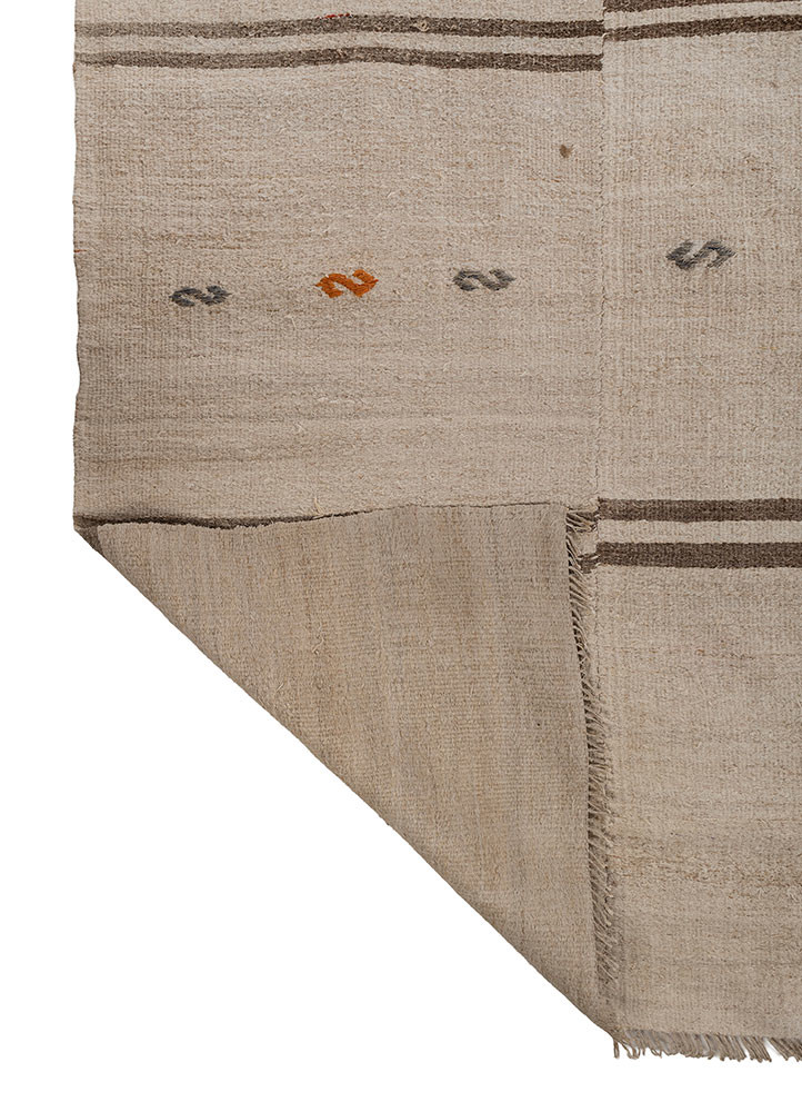 clan ivory wool hand knotted Rug - Backing Shot clan ivory wool hand knotted Rug - Backing Shot