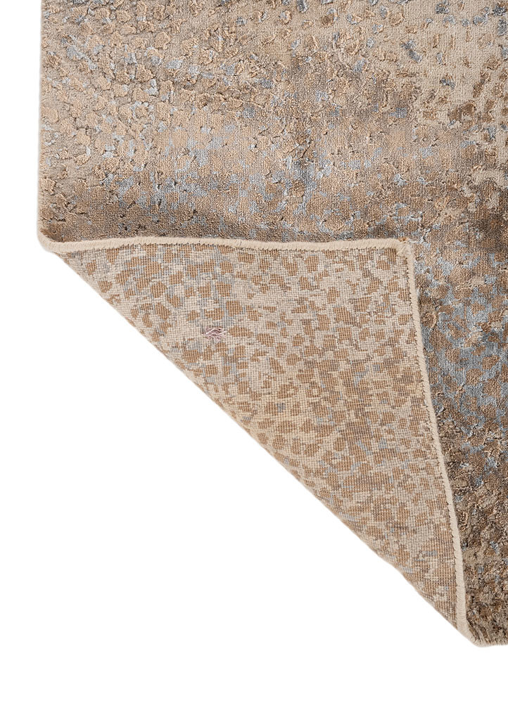 unstring by kavi ivory wool and bamboo silk hand knotted Rug - Backing Shot